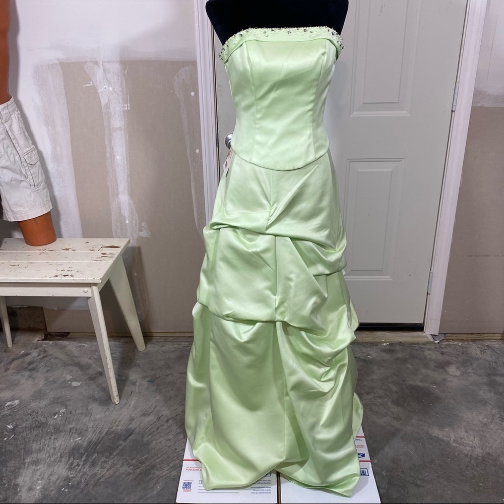 Alfred Angelo Skirt Set Woman’s 4 Maxi Skirt Evening 2 piece Green cropped top